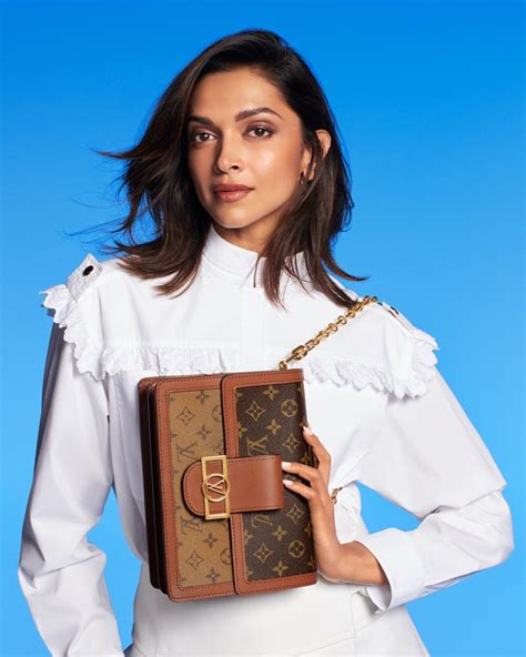 louis vuitton deepika|deepika padukone and the bag.